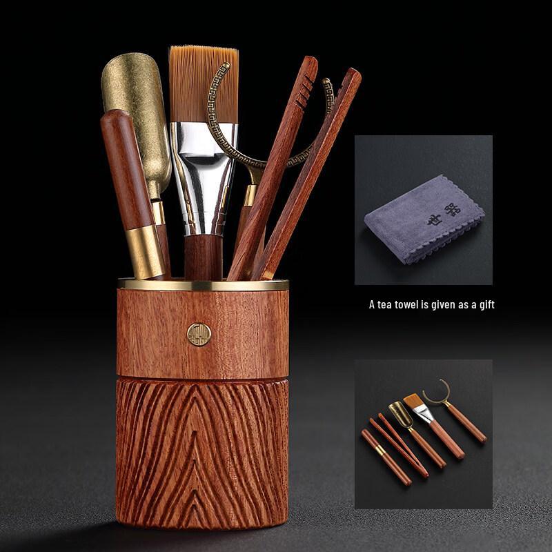Taihe Rosewood Six Gentlemen Tea Set
Taihe Rosewood Six Gentlemen Tea Set