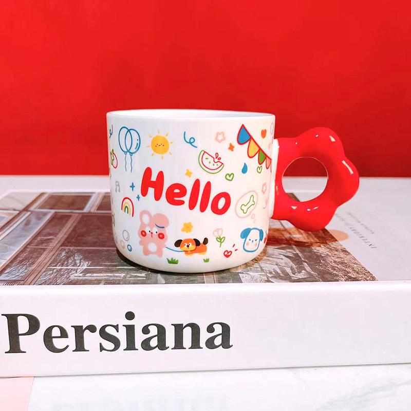 Сувенирный подарок на день рождения Милая мультяшная кружка Керамическая чашка Ручка в виде цветка 300ml