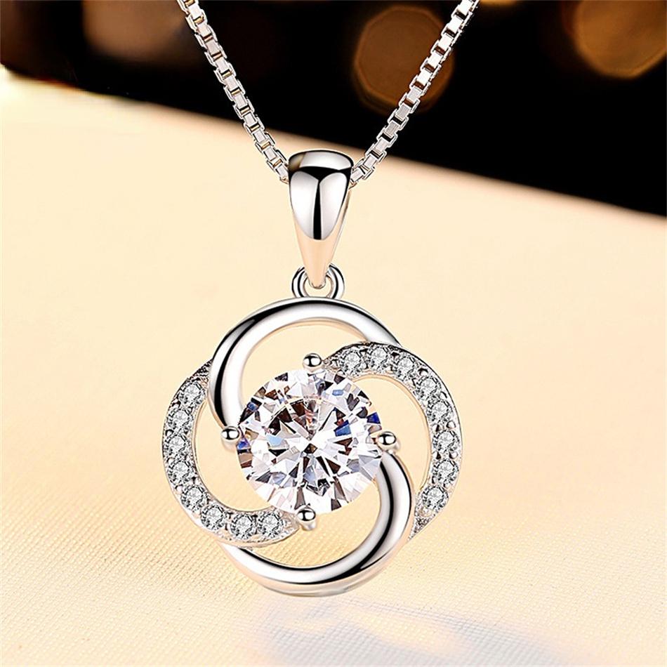 D color Rotating Round Hollow 1.5ct Moissanite 100% 925 Sterling Silver Personalized Pendant Necklace Women s Brand Fine Jewelry
D color Rotating Round Hollow 1.5ct Moissanite 100% 925 Sterling Silver Personalized Pendant Necklace Women s Brand Fine Jewelry