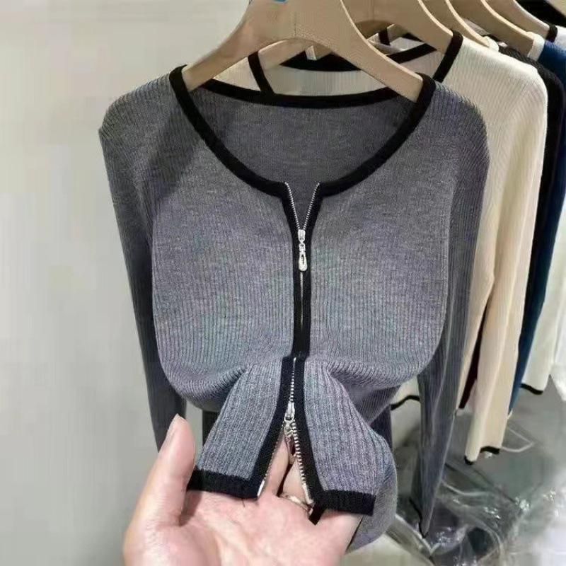 Women s College-Style Knit Cardigan, Long Sleeve Zipper T-Shirt for Spring/Autumn 2026 - Slim Fit Ribbed Base Layer Top One Size сірий колір
Women s College-Style Knit Cardigan, Long Sleeve Zipper T-Shirt for Spring/Autumn 2026 - Slim Fit Ribbed Base Layer Top One Size сірий колір