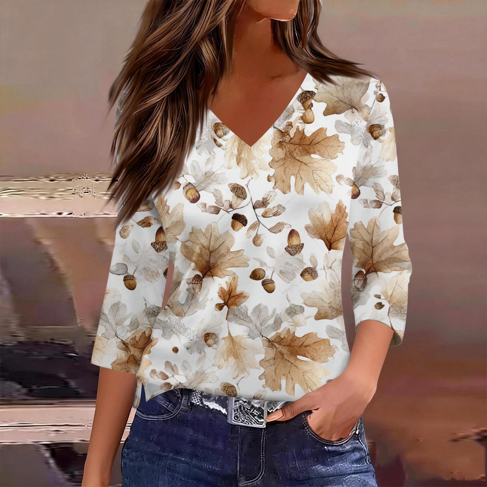 Women s Casual V-Neck Blouse With Gradient Floral Print, Split Hem, And 3/4-Length Sleeves M жёлтый
Women s Casual V-Neck Blouse With Gradient Floral Print, Split Hem, And 3/4-Length Sleeves M жёлтый