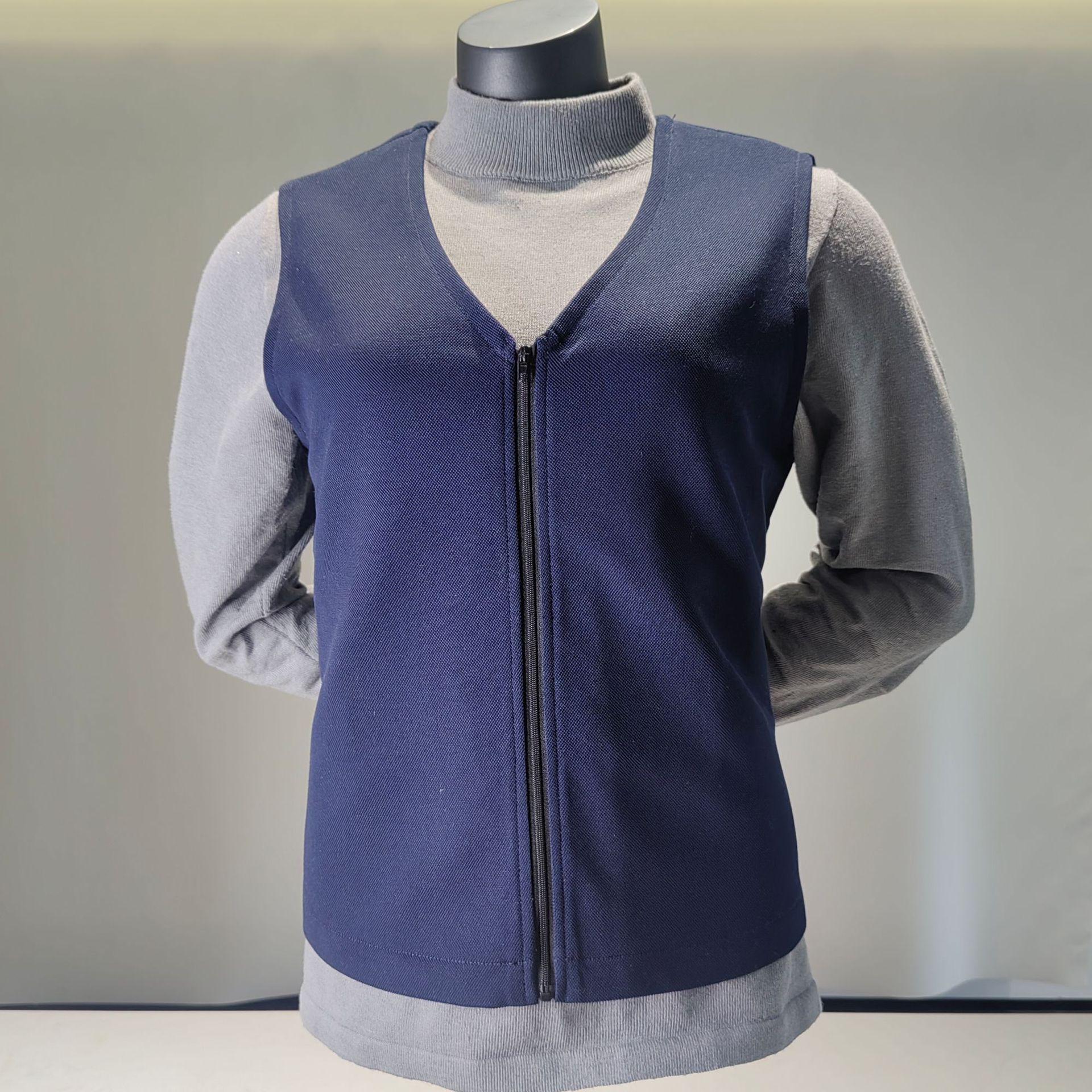 Women s Outdoor Anti-Stab Vest - Fashionable, Cut-Resistant, Bite-Resistant, Wear-Resistant Security Gear for Sports and Adventure L; Navy
Women s Outdoor Anti-Stab Vest - Fashionable, Cut-Resistant, Bite-Resistant, Wear-Resistant Security Gear for Sports and Adventure L; Navy