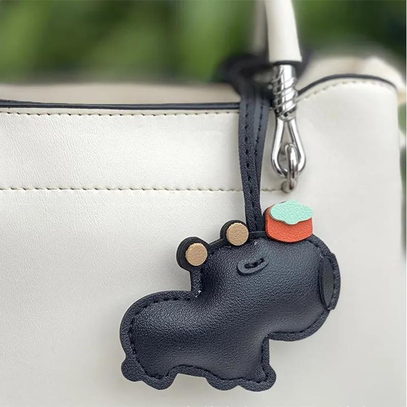 New Guinea Pig Bag Pendants Cute Guinea Pig Shape Keychain Accessories Fashion Versatile Trendy Gifts Leather Material Pendants 8.5x6.3cm чорний
New Guinea Pig Bag Pendants Cute Guinea Pig Shape Keychain Accessories Fashion Versatile Trendy Gifts Leather Material Pendants 8.5x6.3cm чорний