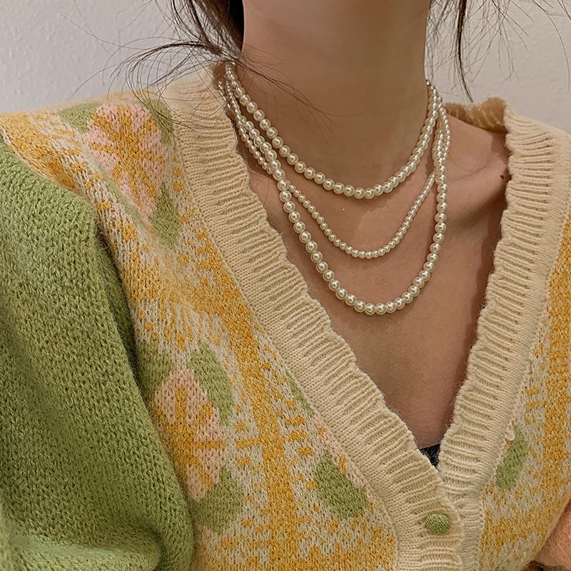 Trendy design sense three-layer pearl necklace ins style retro temperament collarbone chain fashion simple personality necklace women
Trendy design sense three-layer pearl necklace ins style retro temperament collarbone chain fashion simple personality necklace women