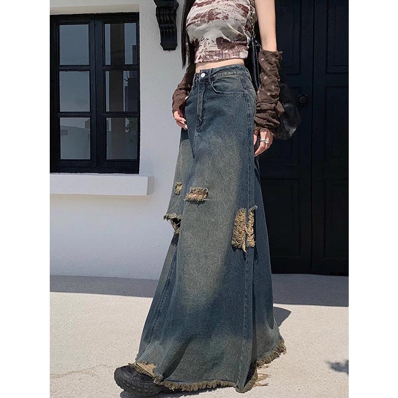 American Retro Plus Size Ripped Denim Midi Skirt for Women - High Waist, Slimming, Niche Design 3XL
American Retro Plus Size Ripped Denim Midi Skirt for Women - High Waist, Slimming, Niche Design 3XL