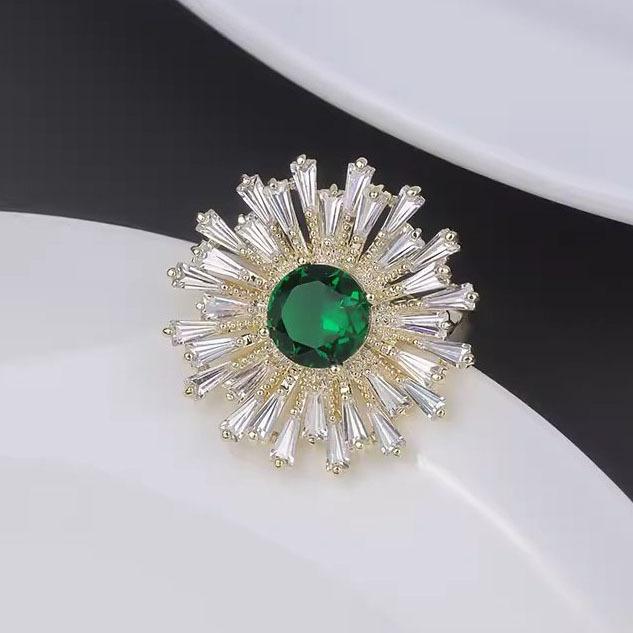 Національна соняшникова брошка. Жіноча ніша. Дизайнерська брошка. Кришталева брошка. Креативна універсальна шпилька. Аксесуари для костюмів.
Національна соняшникова брошка. Жіноча ніша. Дизайнерська брошка. Кришталева брошка. Креативна універсальна шпилька. Аксесуари для костюмів.