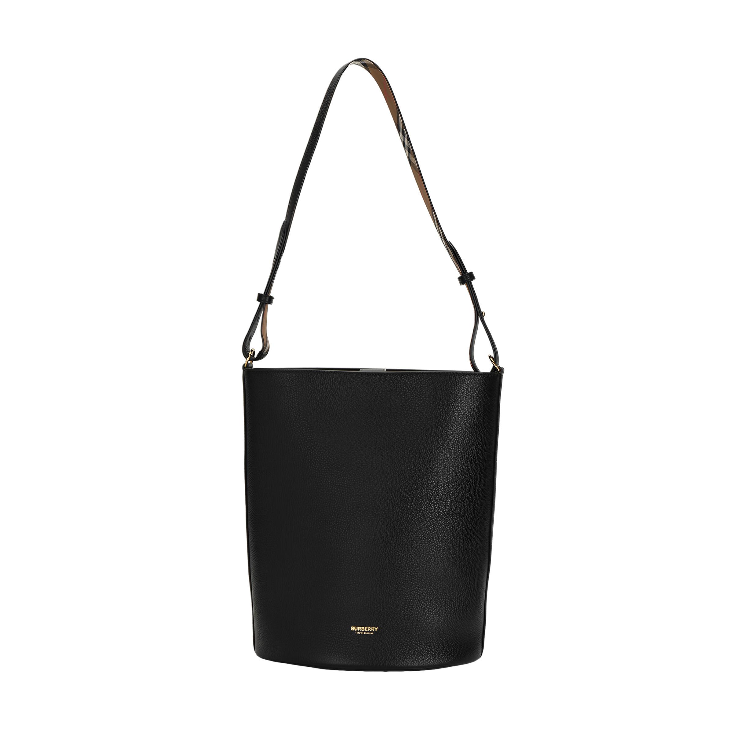 Burberry Logo Embossed Detachable Adjustable Shoulder Strap Magnetic Closure Pebbled Calfskin Bucket Bag Women handbags Black 80840361 Basic Set (Bag+Dust Bag)
Burberry Logo Embossed Detachable Adjustable Shoulder Strap Magnetic Closure Pebbled Calfskin Bucket Bag Women handbags Black 80840361 Basic Set (Bag+Dust Bag)