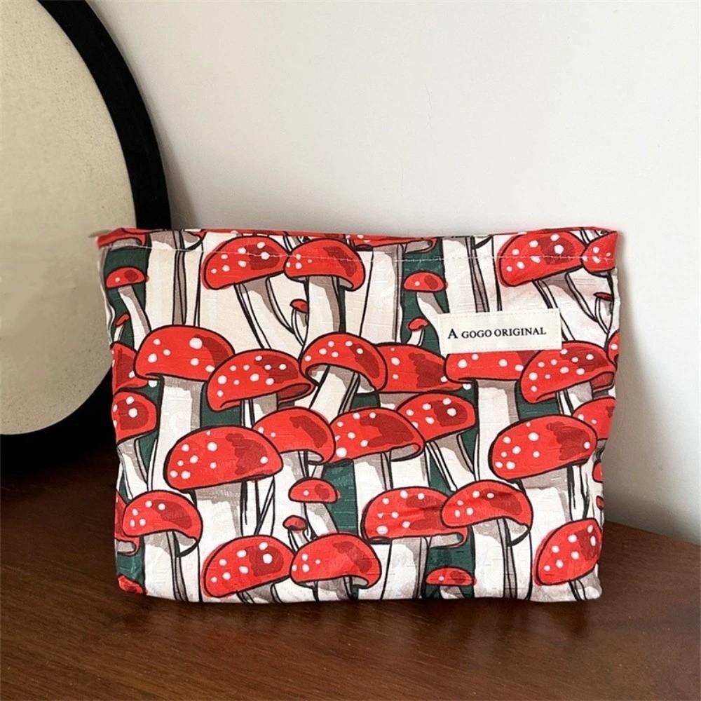 Portable Zipper Cosmetic Pouch Mushroom Large Capacity Toiletry Bag Beauty Case Travel красный
Portable Zipper Cosmetic Pouch Mushroom Large Capacity Toiletry Bag Beauty Case Travel красный