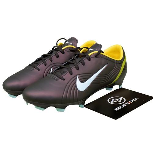 Nike Mercurial Vapor 1 RGN SE Dark Cinder Maize HV0888-200 Men s Size EU 39 коричневий
Nike Mercurial Vapor 1 RGN SE Dark Cinder Maize HV0888-200 Men s Size EU 39 коричневий