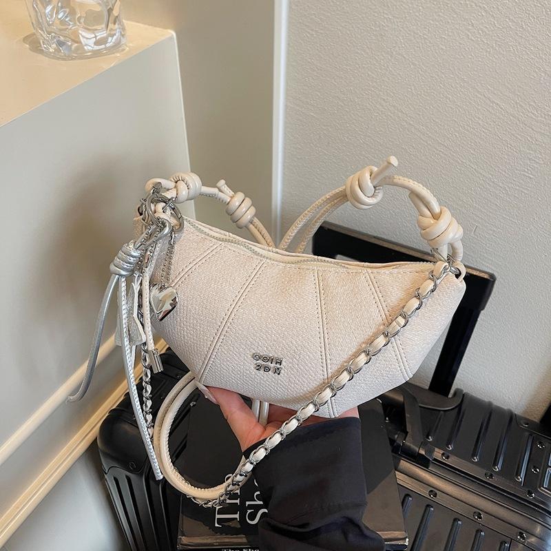 Large Capacity Light Luxury High Quality Soft Durable Fashion Exquisite Lightweight Commuter Outdoor Beach Crossbody Bag Shoulder Bag
Large Capacity Light Luxury High Quality Soft Durable Fashion Exquisite Lightweight Commuter Outdoor Beach Crossbody Bag Shoulder Bag