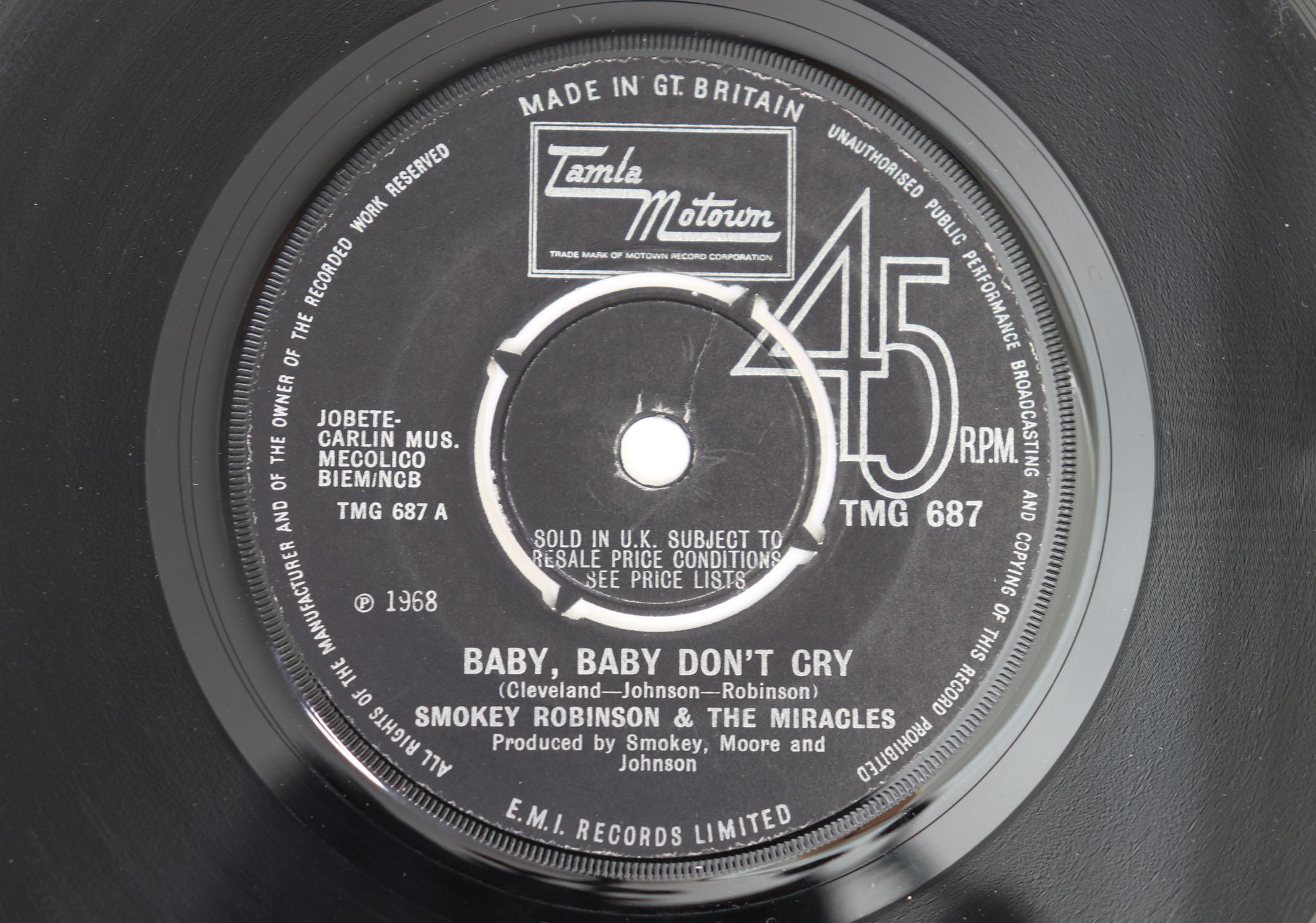 7inch Record SMOKEY ROBINSON THE MIRACLES Baby Baby Dont Cry Your Mother TMG687 TAMLA MOTOWN 1969 UK SoulFunk Used
7inch Record SMOKEY ROBINSON THE MIRACLES Baby Baby Dont Cry Your Mother TMG687 TAMLA MOTOWN 1969 UK SoulFunk Used