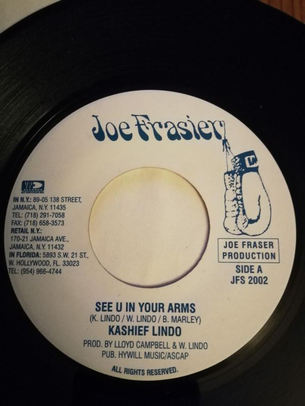 7inch Record KASHIEF LINDO - See U In Your Arms JFS2002 Joe Frasier 2000 US Reggae, Ska & Dub Used
7inch Record KASHIEF LINDO - See U In Your Arms JFS2002 Joe Frasier 2000 US Reggae, Ska & Dub Used