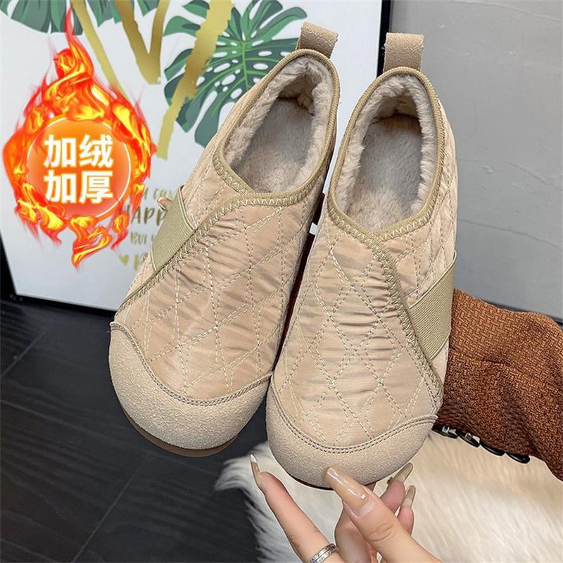 Женские туфли из говяжьих сухожилий с мягкой подошвой, осень-зима 2024 года, новые вышитые туфли с одной педалью для мам, этнические бархатные туфли-бобы для женщин 40
Женские туфли из говяжьих сухожилий с мягкой подошвой, осень-зима 2024 года, новые вышитые туфли с одной педалью для мам, этнические бархатные туфли-бобы для женщин 40