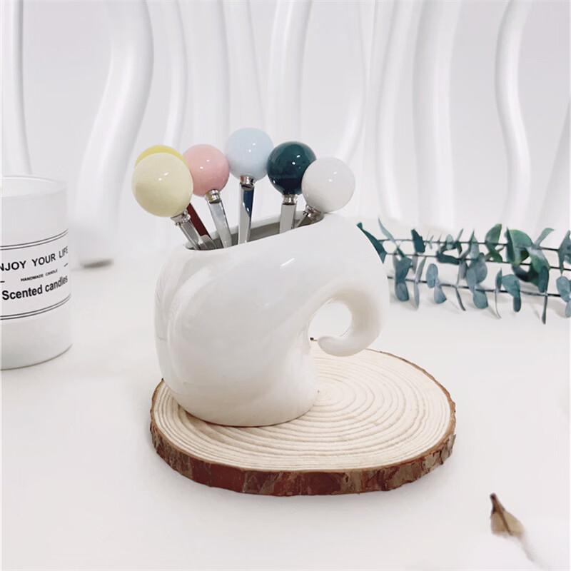 Ceramic Fruit Fork Set
Ceramic Fruit Fork Set