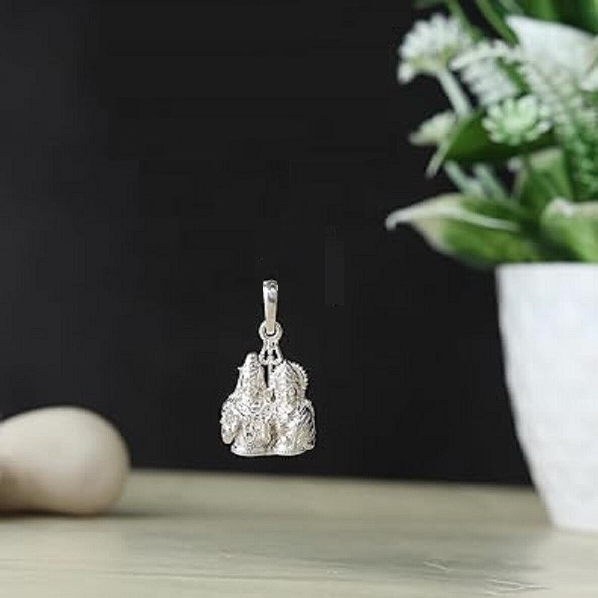 @ Indian Traditional Pure Silver God Shiv Parvati Pendant For Unisex h202 Zr-2032-60%Off
@ Indian Traditional Pure Silver God Shiv Parvati Pendant For Unisex h202 Zr-2032-60%Off
