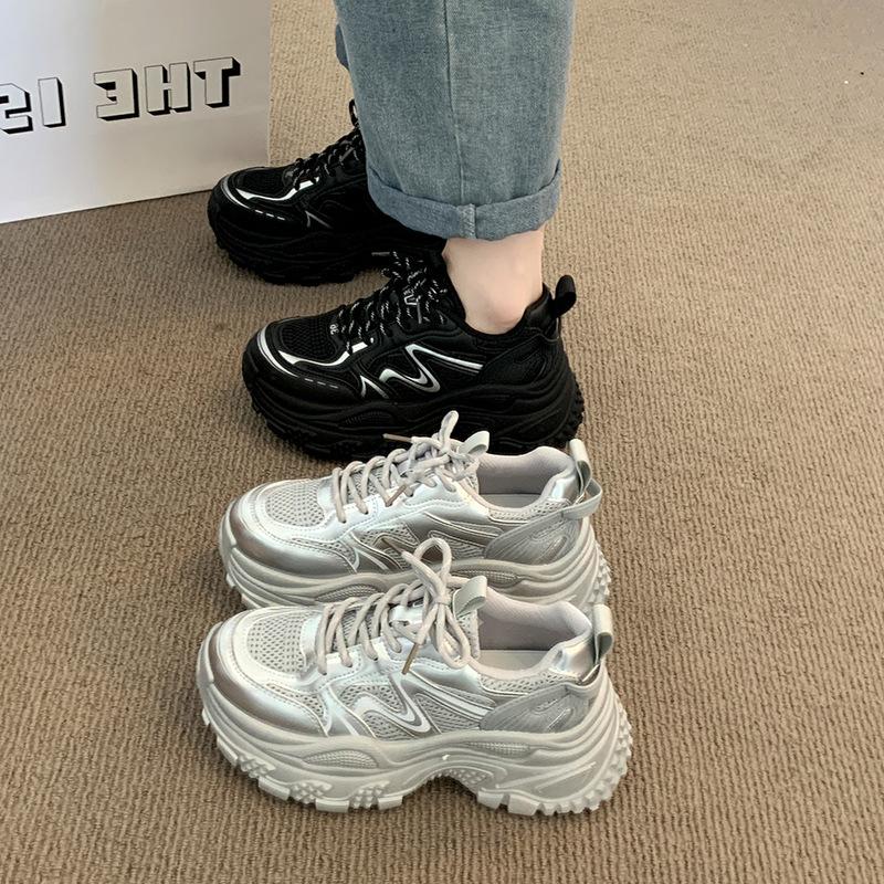 Dad shoes fashionable casual sports wear-resistant ultra-light fashion versatile women s shoes mesh breathable do not cover the feet new women s shoes 35 срібний
Dad shoes fashionable casual sports wear-resistant ultra-light fashion versatile women s shoes mesh breathable do not cover the feet new women s shoes 35 срібний