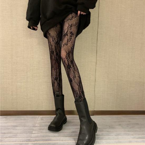 Spring and summer hollow fishnet stockings for women are sexy jk Letter-printed shiny black and white long stockings, anti-snag, cut-to-length Average Size
Spring and summer hollow fishnet stockings for women are sexy jk Letter-printed shiny black and white long stockings, anti-snag, cut-to-length Average Size