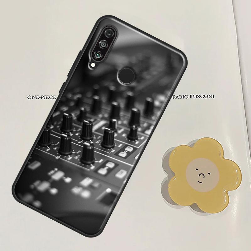 DJ Mixer Music For Huawei Nova Y91 Y60 Y70 Y90 Y61 3i 7i 8i 11i Nova 11 9 10 SE P20 P40 Lite P30 Pro Case Huawei Nova 5T
DJ Mixer Music For Huawei Nova Y91 Y60 Y70 Y90 Y61 3i 7i 8i 11i Nova 11 9 10 SE P20 P40 Lite P30 Pro Case Huawei Nova 5T