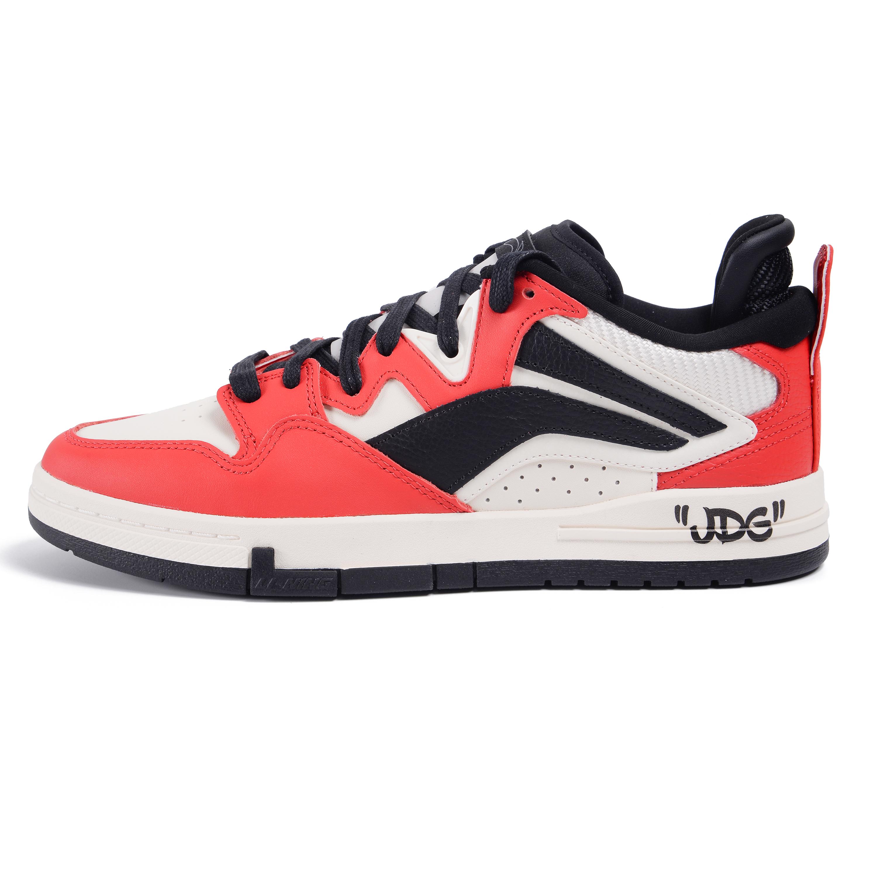 Li Ning JDG Team Удобные Модные Повседневные Универсальные Нескользящие Амортизирующие Износостойкие Кроссовки с Низким Верхом Мужские Кроссовки Белый Красный AECU041-4 41⅔
Li Ning JDG Team Удобные Модные Повседневные Универсальные Нескользящие Амортизирующие Износостойкие Кроссовки с Низким Верхом Мужские Кроссовки Белый Красный AECU041-4 41⅔