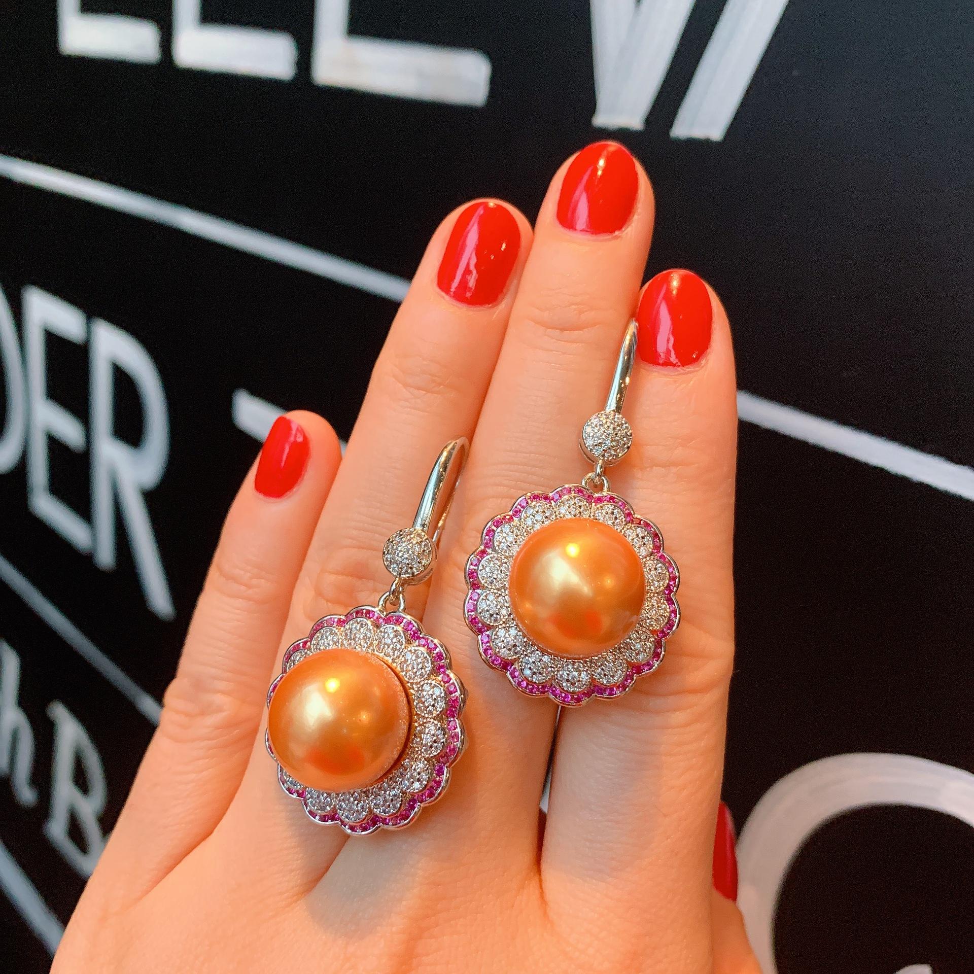 Модные австралийские белые бусины желтые бусины жемчужные серьги женские жемчужные серьги
Модные австралийские белые бусины желтые бусины жемчужные серьги женские жемчужные серьги