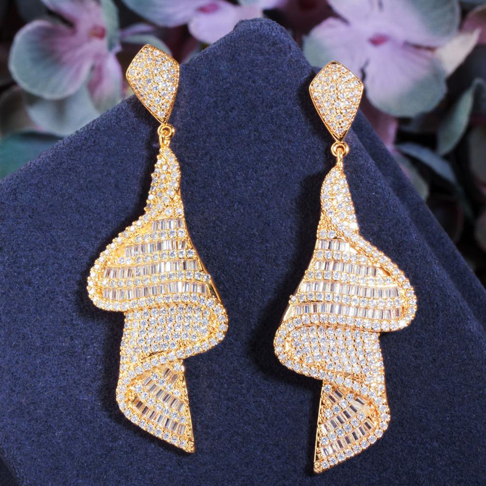 Ircons Geometric Sparkling Fancy White Cubic Zirconia Big Long Drop Earrings for Women Dubai Gold Color Bridal Jewelry CZ803 золотой
Ircons Geometric Sparkling Fancy White Cubic Zirconia Big Long Drop Earrings for Women Dubai Gold Color Bridal Jewelry CZ803 золотой