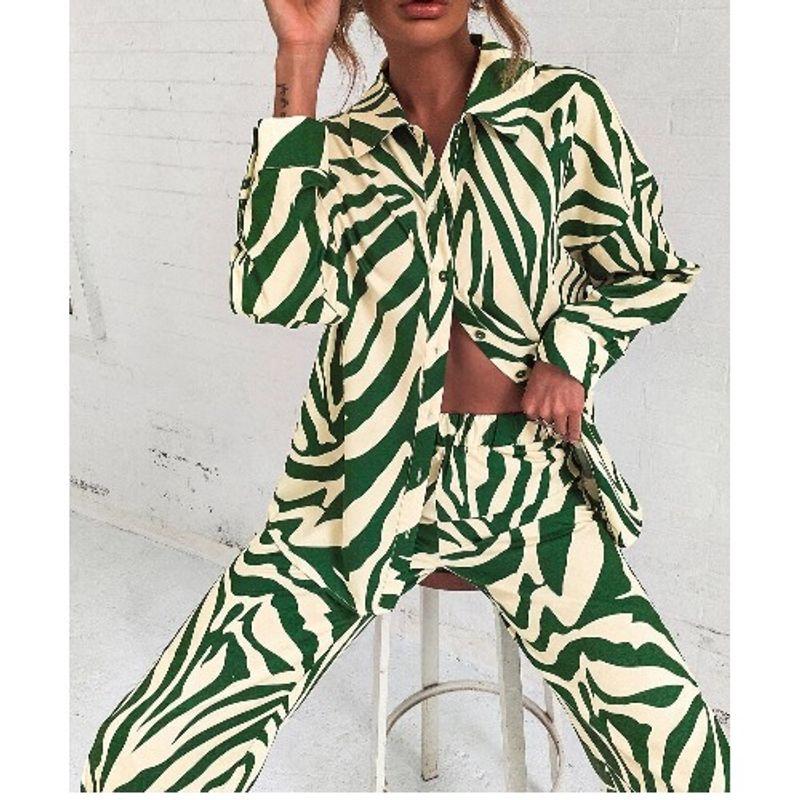 European Station Diamond Polo Collar Single-Breasted Long Sleeve Shirt Green Stripes XL
European Station Diamond Polo Collar Single-Breasted Long Sleeve Shirt Green Stripes XL