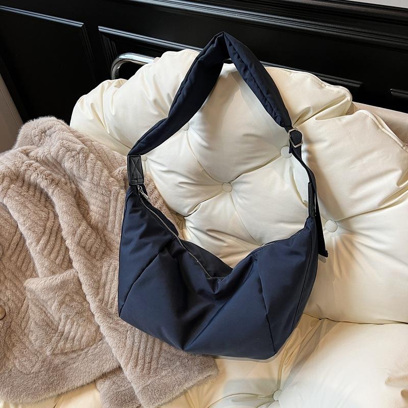 Повседневная большая сумка женская новая популярная универсальная легкая наплечная сумка большой вместимости сумка-мессенджер сумка-пельмень темно-синий