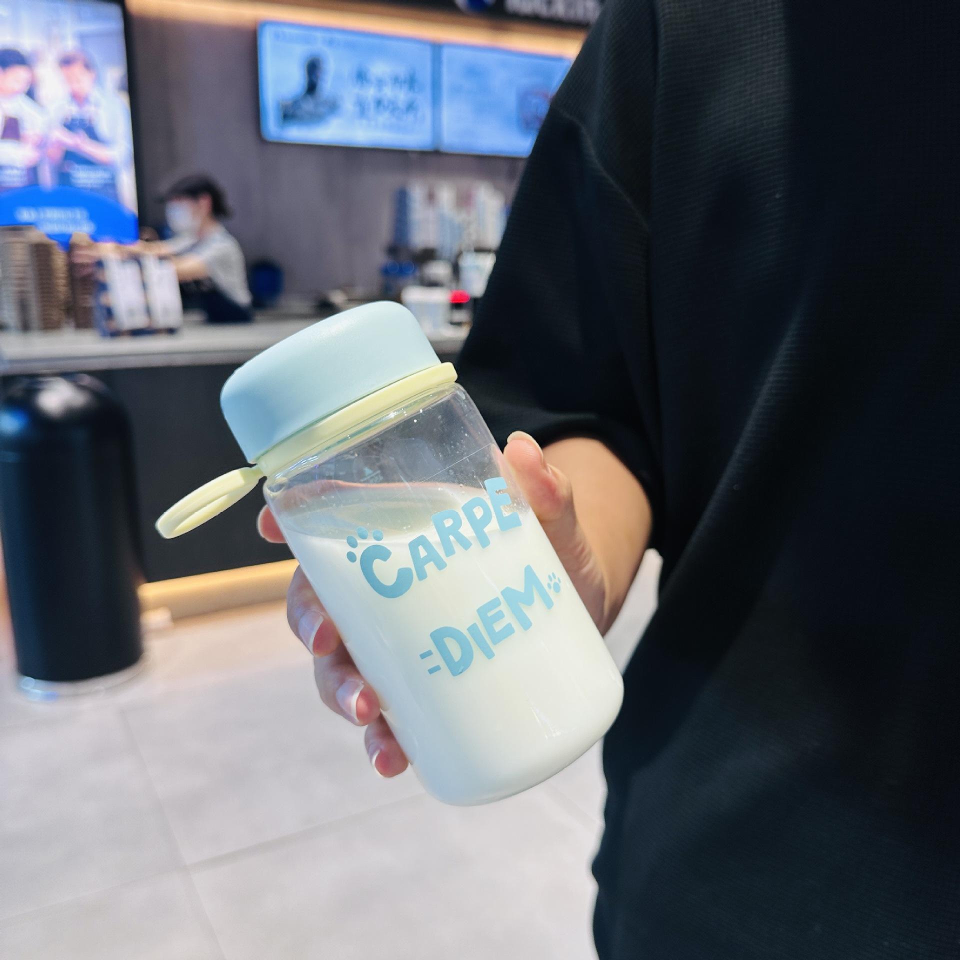 Simple Mini Plastic Cup Portable Student Water Bottle Leak Proof Sports Cup 350ml 450ml 550ml 350 светло-синий
Simple Mini Plastic Cup Portable Student Water Bottle Leak Proof Sports Cup 350ml 450ml 550ml 350 светло-синий