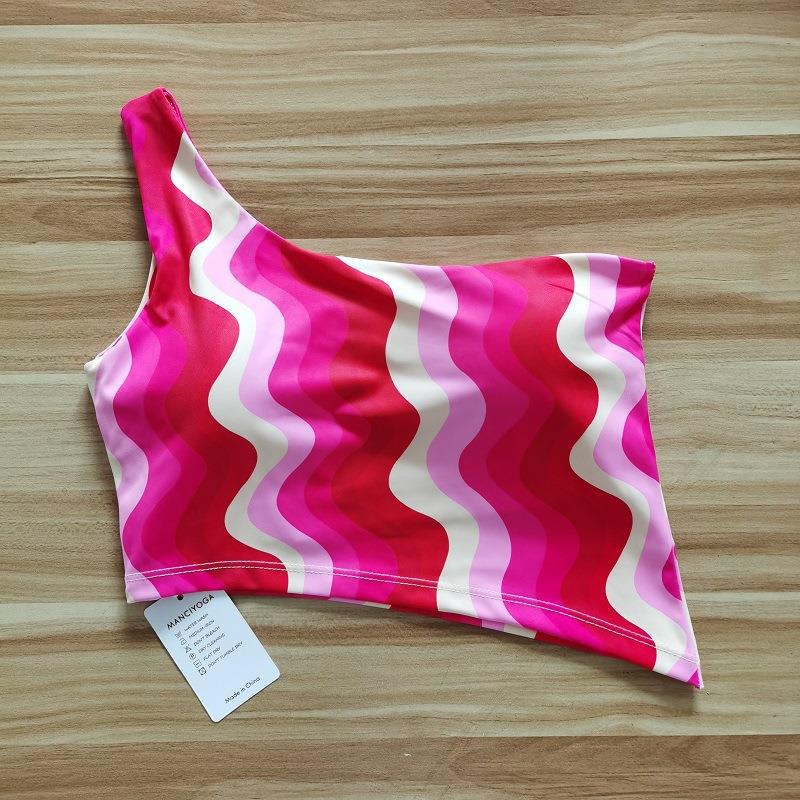 New tight yoga clothes single slanted shoulder beautiful woman with chest pad running sports bra gather fitness L
New tight yoga clothes single slanted shoulder beautiful woman with chest pad running sports bra gather fitness L