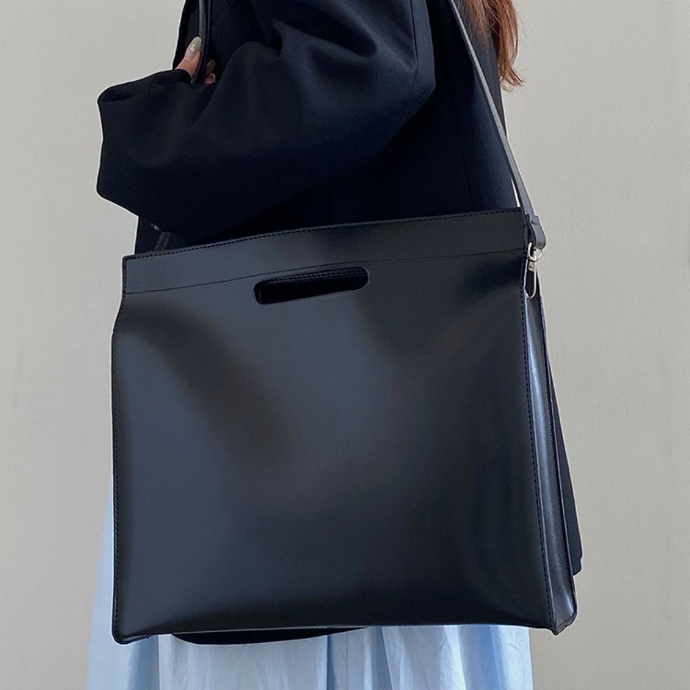 Solid Color Computer Bag Large Capacity File Bag Elegant Office Document Tote Bag Women чорний
Solid Color Computer Bag Large Capacity File Bag Elegant Office Document Tote Bag Women чорний