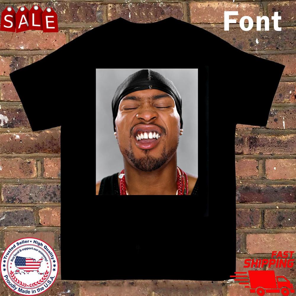NEW D Angelo Big Face 1974-2025 T Shirt Black All Size S-5Xl Unisex T-Shirt L
NEW D Angelo Big Face 1974-2025 T Shirt Black All Size S-5Xl Unisex T-Shirt L
