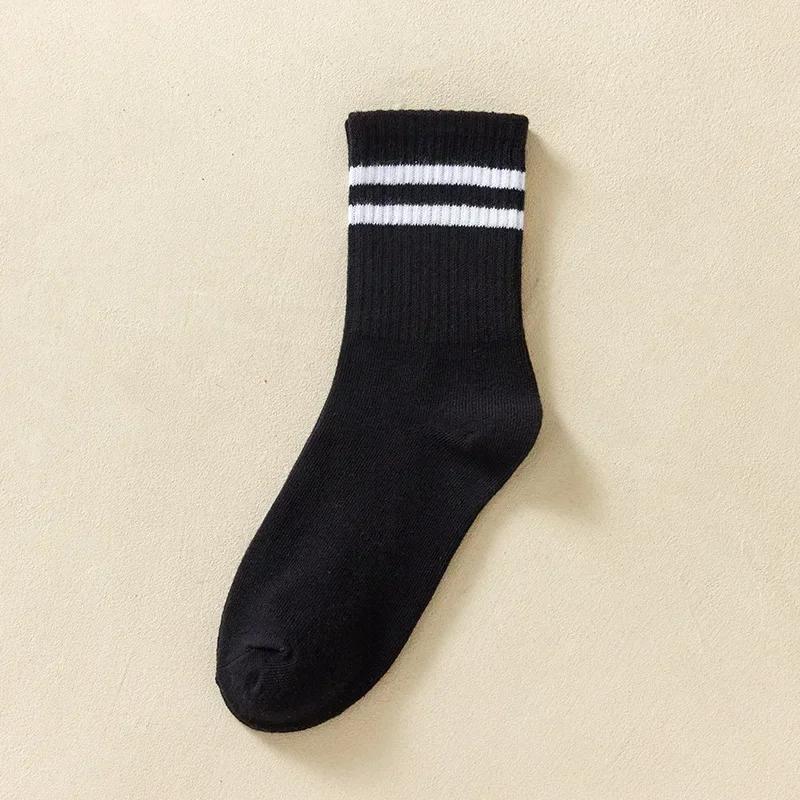 Simple Cotton Socks Women Autumn Winter Soft Breathable Stripe Solid Black White Sport Middle Tube Sock Deodorant Sox One Size
Simple Cotton Socks Women Autumn Winter Soft Breathable Stripe Solid Black White Sport Middle Tube Sock Deodorant Sox One Size