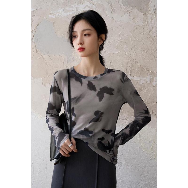 2025 Autumn and Winter New Ink Smudged Mesh Lace Long-sleeved Round Neck Fashionable Slimming Inner Layering Top L сірий колір
2025 Autumn and Winter New Ink Smudged Mesh Lace Long-sleeved Round Neck Fashionable Slimming Inner Layering Top L сірий колір