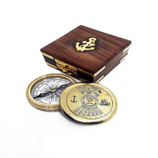 Maritime Nautical Brass Compasses Fully Functional Titanic Robert Frost Poem Compass Sundial for Gift and Home Décor
Maritime Nautical Brass Compasses Fully Functional Titanic Robert Frost Poem Compass Sundial for Gift and Home Décor
