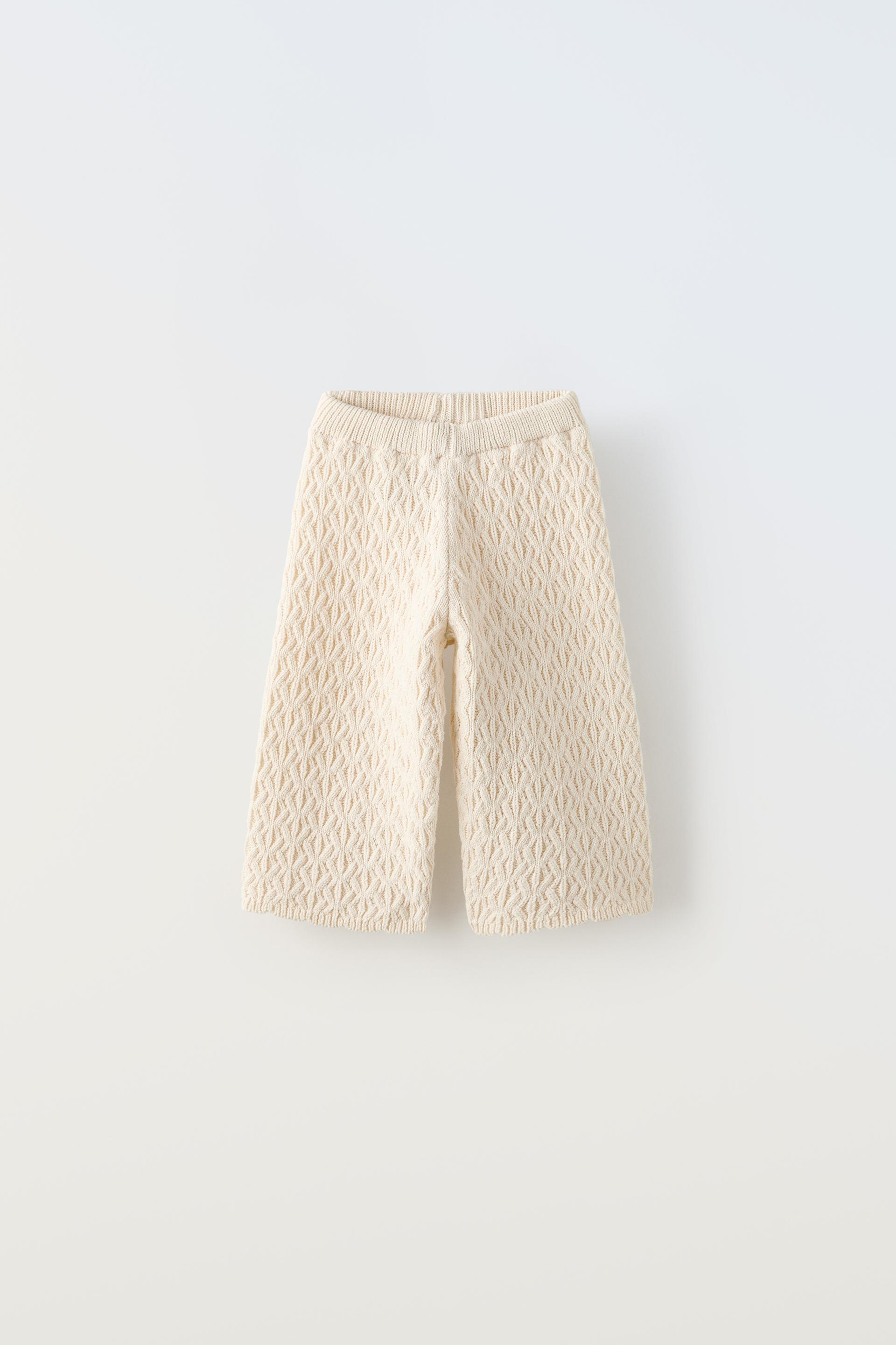 ТРИКОТАЖНЫЕ БРЮКИ
ТРИКОТАЖНЫЕ БРЮКИ