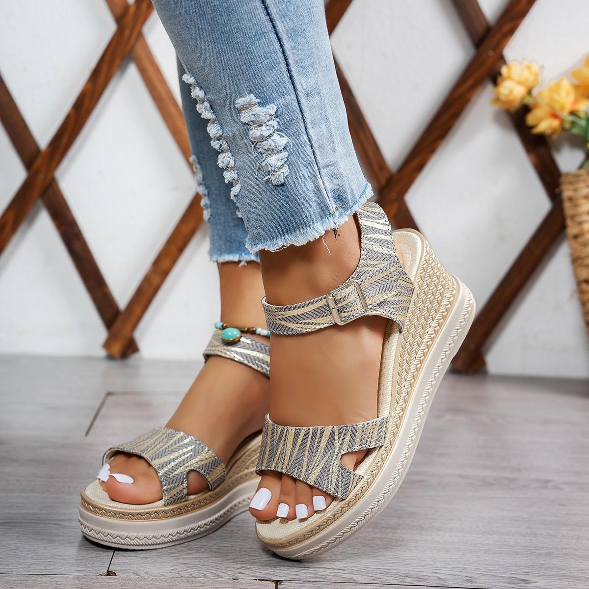 Sandals women s large size new muffin wedge heel fish mouth platform sandals wedge heel women s sandals 36 різнокольоровий
Sandals women s large size new muffin wedge heel fish mouth platform sandals wedge heel women s sandals 36 різнокольоровий
