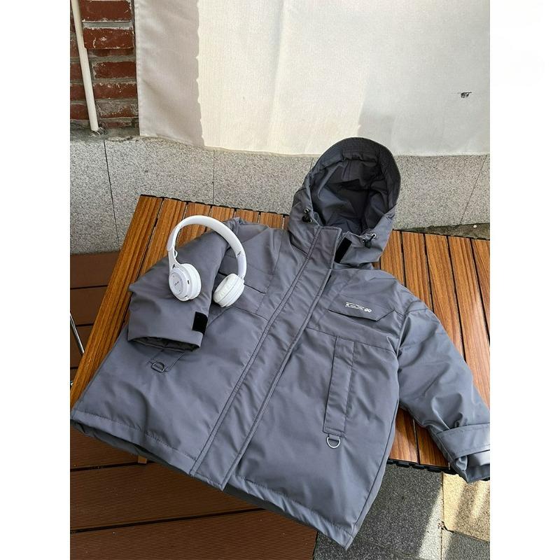 Детские пуховики для мужчин и женщин, одежда для детей большого и среднего возраста, осенне-зимние утепленные куртки с капюшоном, пуховики 120 серый
Детские пуховики для мужчин и женщин, одежда для детей большого и среднего возраста, осенне-зимние утепленные куртки с капюшоном, пуховики 120 серый