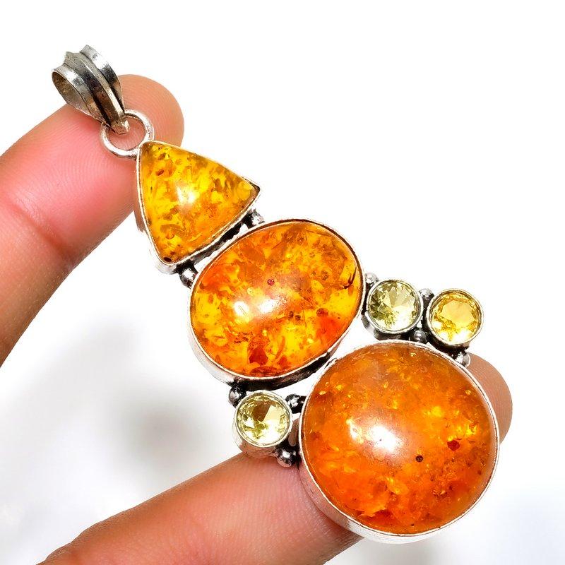 Ювелирный кулон с серебряным покрытием 925 пробы и балтийского янтаря с цитрином 2,65 дюйма 2.65 оранжевый
Ювелирный кулон с серебряным покрытием 925 пробы и балтийского янтаря с цитрином 2,65 дюйма 2.65 оранжевый