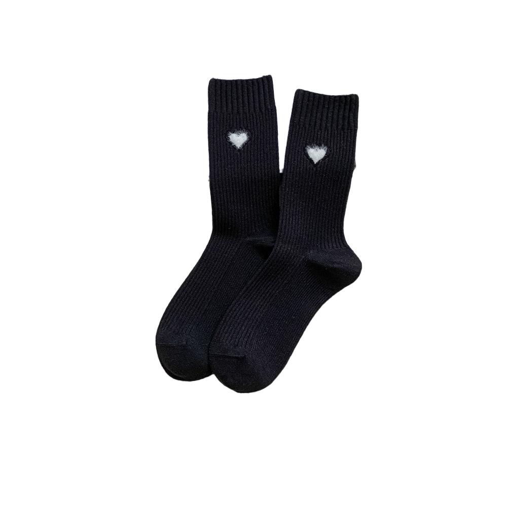 Boneless Cashmere Socks, Thickened Warm Mid-calf Socks, Thickened Heart-embroidered Warm Pile Socks for Autumn and Winter 1 pair чёрный
Boneless Cashmere Socks, Thickened Warm Mid-calf Socks, Thickened Heart-embroidered Warm Pile Socks for Autumn and Winter 1 pair чёрный