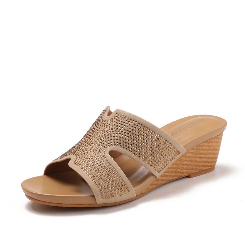 Cool Slippers Women s Summer Fashion Thick-soled Shoes Height-increasing Sloping Heels Trendy Half Slippers 36 чёрный
Cool Slippers Women s Summer Fashion Thick-soled Shoes Height-increasing Sloping Heels Trendy Half Slippers 36 чёрный