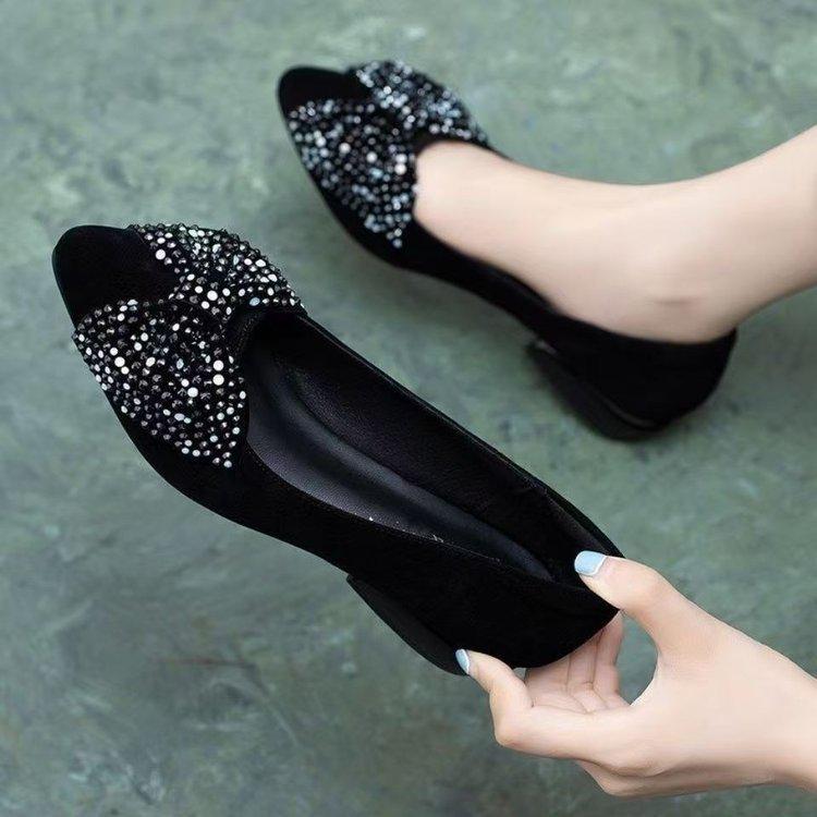 Spring 2025 Rhinestone Bow Low-Cut Women s Flats, Pointed Toe Slip-On Work Shoes with Chunky Heel Size 36 чёрный
Spring 2025 Rhinestone Bow Low-Cut Women s Flats, Pointed Toe Slip-On Work Shoes with Chunky Heel Size 36 чёрный