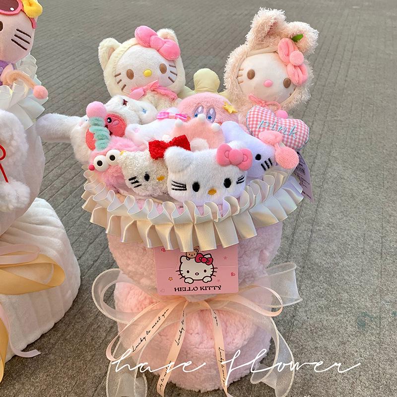 Букет-сувенір з ляльками Hello Kitty до Дня Святого Валентина та Дня народження для дівчини або найкращої подруги
Букет-сувенір з ляльками Hello Kitty до Дня Святого Валентина та Дня народження для дівчини або найкращої подруги
