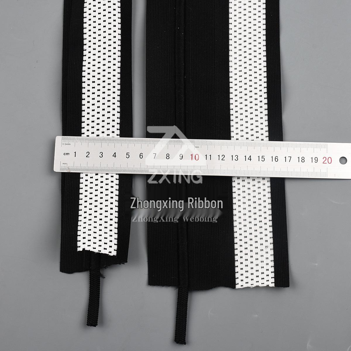 10.5cm Black & White Mesh Sports Pants with Elastic Waist and Double Layered Drawstring, Breathable & Skin-Friendly
10.5cm Black & White Mesh Sports Pants with Elastic Waist and Double Layered Drawstring, Breathable & Skin-Friendly