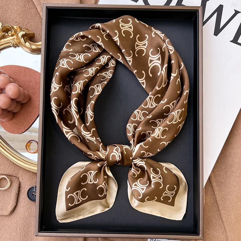 Кофейный маленький квадратный шарф, шелковый шарф, женская весенне-осенняя летняя подходящая рубашка, профессиональный декоративный тонкий шарф из пряжи для шеи 70x70
Кофейный маленький квадратный шарф, шелковый шарф, женская весенне-осенняя летняя подходящая рубашка, профессиональный декоративный тонкий шарф из пряжи для шеи 70x70