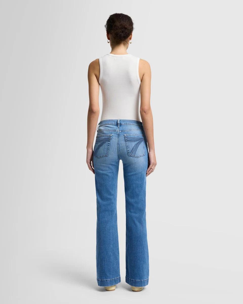 Fashion Slim Fit Stretchy Mid Waist Micro-Flared Jeans Large Size Women s Stretchy Mid Rose Fla 4XL
Fashion Slim Fit Stretchy Mid Waist Micro-Flared Jeans Large Size Women s Stretchy Mid Rose Fla 4XL