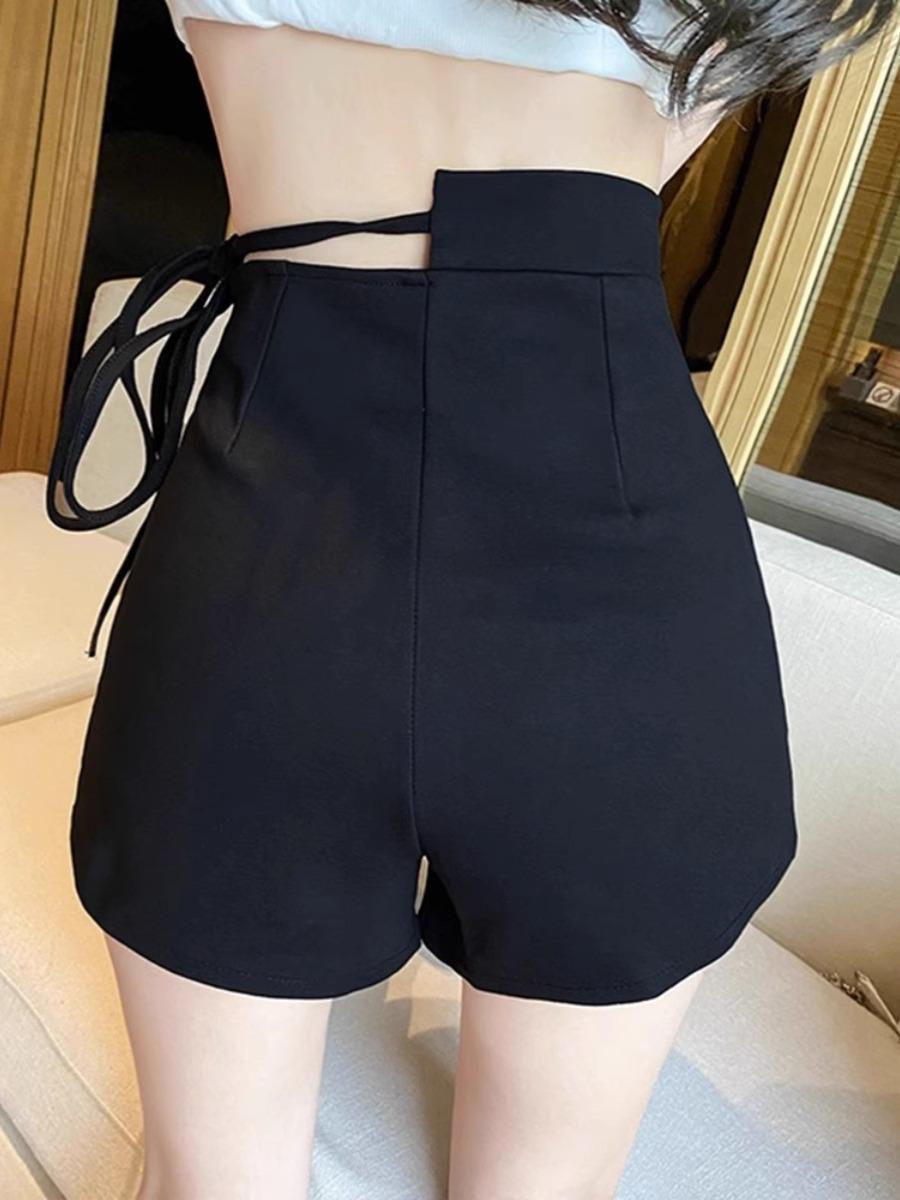 Spring High Waist Black Bandage Thong Pants - Sexy, Fashionable, Polyester Design for Women M
Spring High Waist Black Bandage Thong Pants - Sexy, Fashionable, Polyester Design for Women M