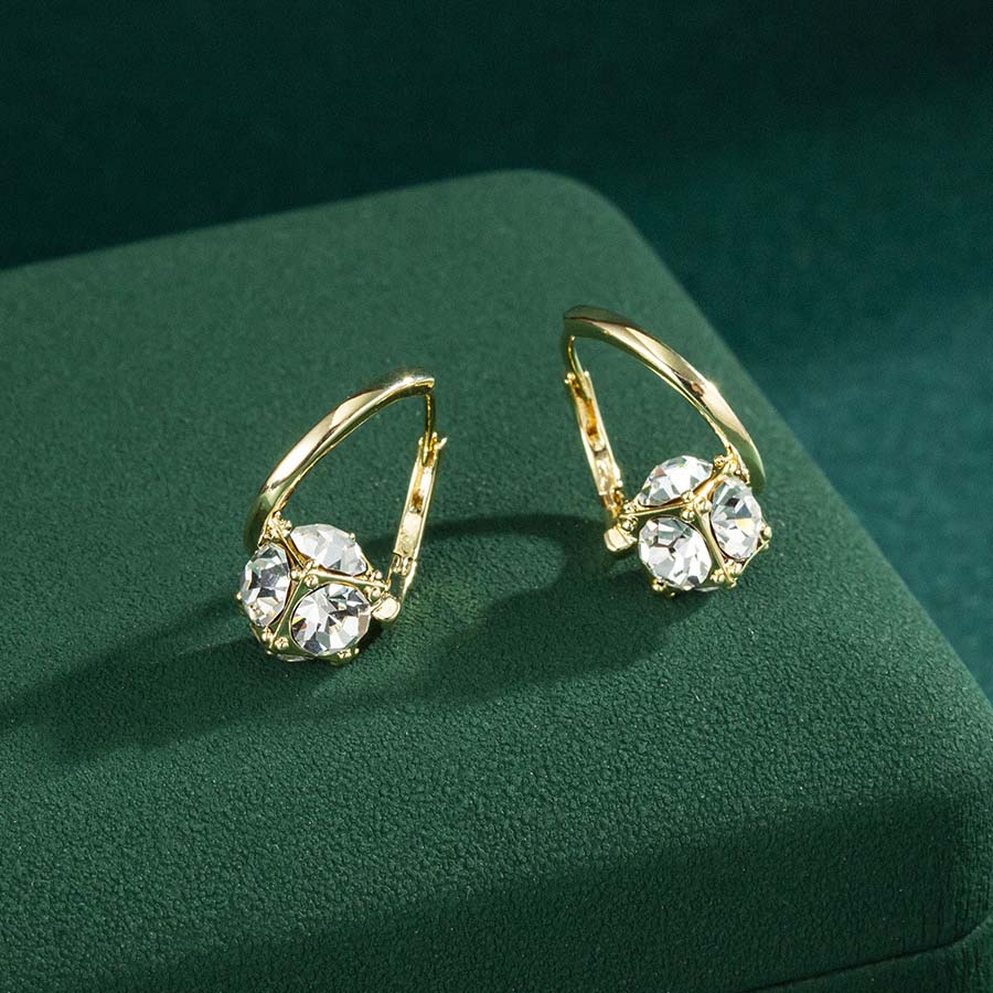 CZ Diamond Drop Hoop серьги для женщин, золотой цвет, супер блестящие кубические цирконовые серьги, женские модные ювелирные изделия подарок для нее
CZ Diamond Drop Hoop серьги для женщин, золотой цвет, супер блестящие кубические цирконовые серьги, женские модные ювелирные изделия подарок для нее