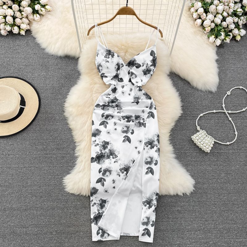 Платье-комбинация А-силуэта с V-образным вырезом, приталенное, с драпировкой, контролирующее талию Black L
Платье-комбинация А-силуэта с V-образным вырезом, приталенное, с драпировкой, контролирующее талию Black L