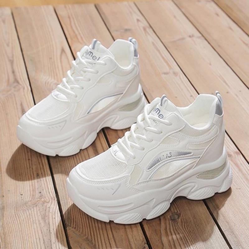 Однотонные сетчатые кроссовки хай-топы, новые белые кроссовки на шнуровке, женские дышащие кроссовки для бега с увеличением роста 35 белый
Однотонные сетчатые кроссовки хай-топы, новые белые кроссовки на шнуровке, женские дышащие кроссовки для бега с увеличением роста 35 белый