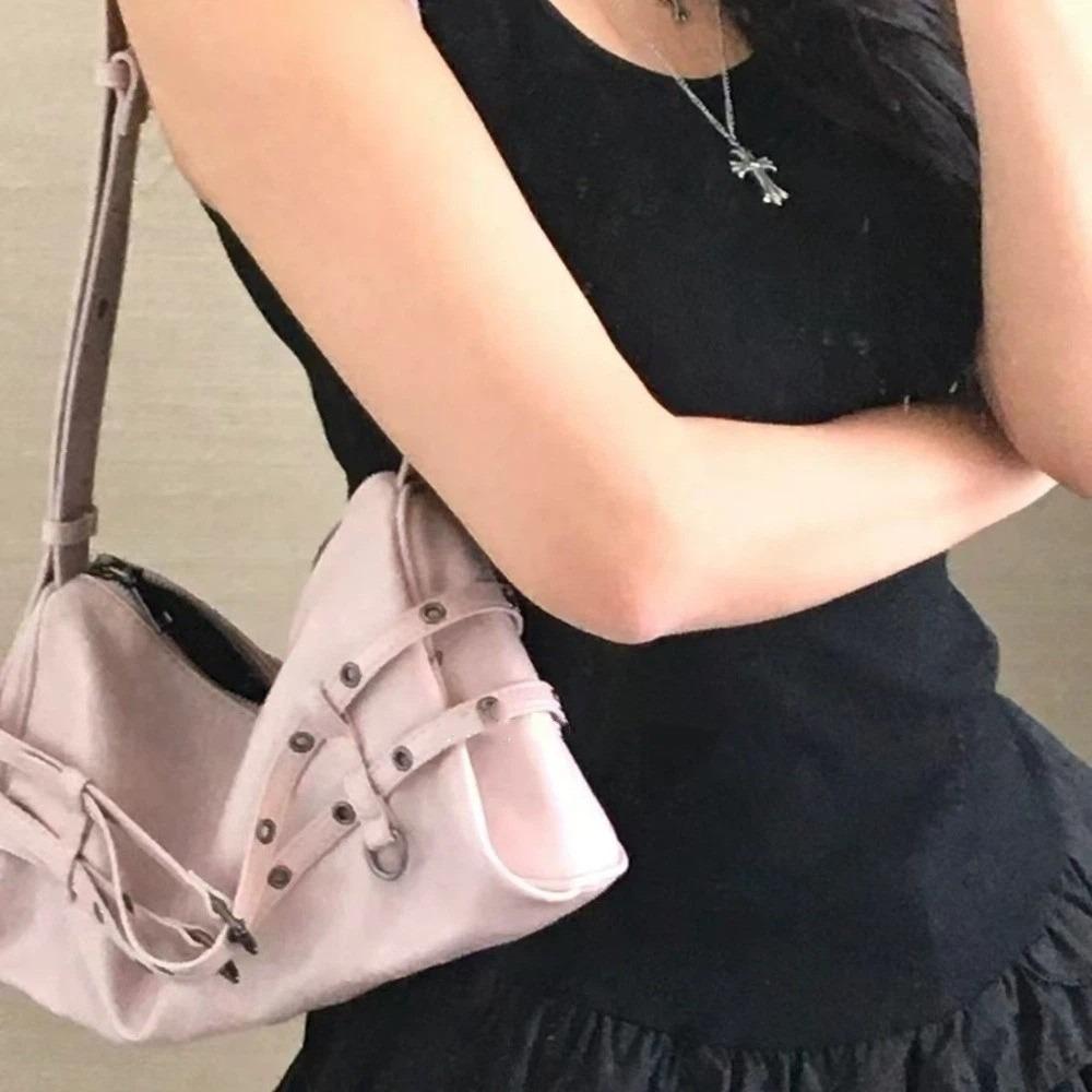 New Buckle Design Shoulder Bag Large Capacity Soft Pu Leather Messenger Bag Pure Color Tote Bag Women рожевий
New Buckle Design Shoulder Bag Large Capacity Soft Pu Leather Messenger Bag Pure Color Tote Bag Women рожевий